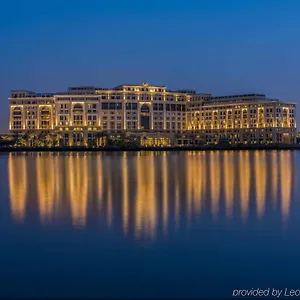 https://palazzo-versace-dubai.dubaihotelsoffers.com