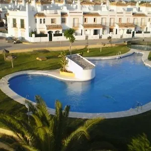 https://apart-club-la-barrosa.es-andalucia.com